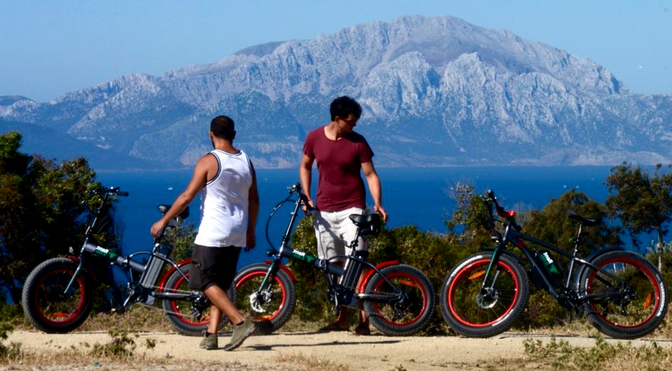 Vélos électriques à Tarifa - Côte africaine depuis l'Espagne