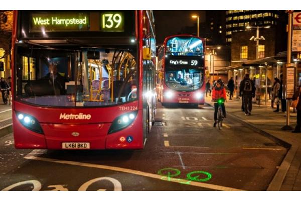 Laserlight - Phare LED avec Laser pour cyclistes