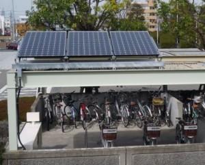 Sanyo remplit Tokyo avec des vélos à énergie solaire et des stations de recharge et  à emprunter