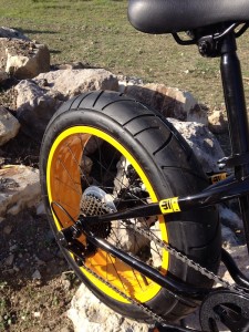 Vélos Fat Bikes - Mongoose - Roue arrière