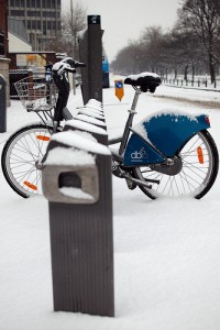 Vélo libre service sous la neige